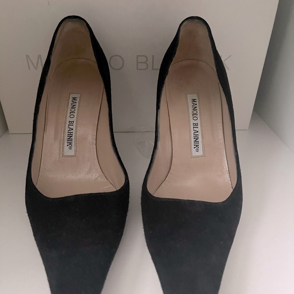 Manolo Blahnik Black Suede Pumps